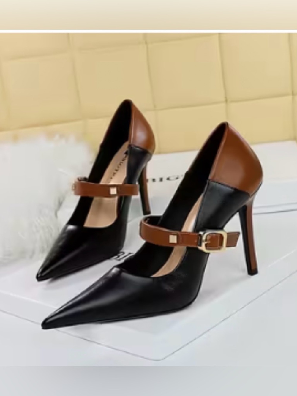 NEW Two-Tone Black and Brown Pointed-Toe Mary Jane Pumps CN 43/US 10
NWOT